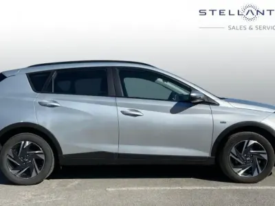 Begagnad Hyundai Bayon SE 99 HK (72 kW) 2022 Grå SUV