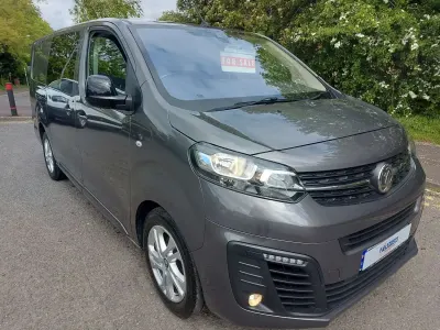 Usado Vauxhall Vivaro Elite 145 CV (106 kW) 2022 Gris Monovolumen