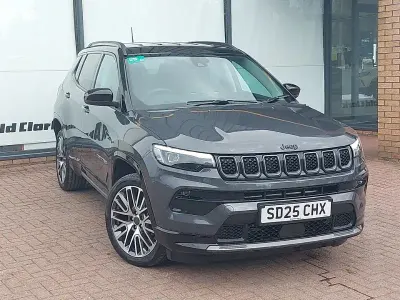Begagnad Jeep Compass Altitude 130 HK (95 kW) 2025 Grå SUV