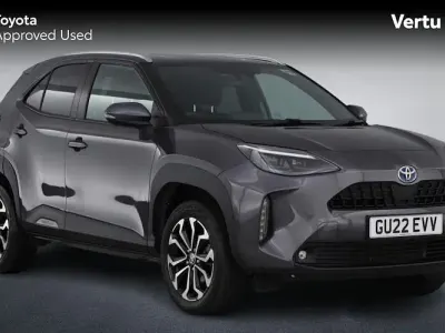 Usata Toyota Yaris Hybrid Design 116 CV (85 kW) 2026 Station wagon