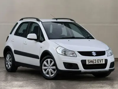 Used Suzuki SX4 SZ3 120 HP (88 kW) 2013 White Hatchback