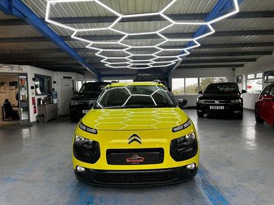 Used Citroën C4 Cactus Flair 2015 Yellow Hatchback