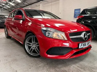 Usado Mercedes A200 AMG line 2016 Rojo Utilitario