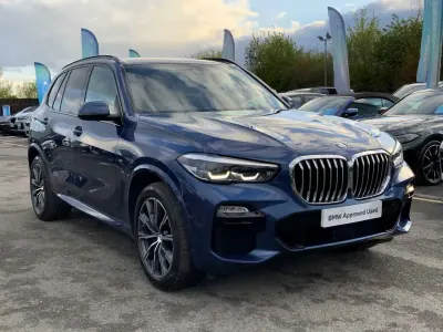 Begagnad BMW X5 M Sport 282 HK (207 kW) 2021 Blå SUV