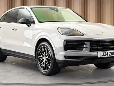 Used Porsche Cayenne 650 HP (478 kW) 2024 Crayon grey SUV