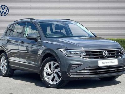 Używany VW Tiguan Life 150 KM (110 kW) 2022 Szary SUV