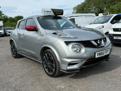 Usado Nissan Juke Nismo RS 218 HP (160 kW) 2016 Prateado SUV