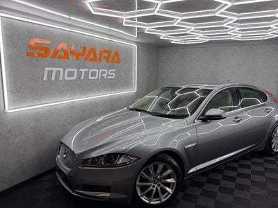 Begagnad Jaguar XF Premium Luxury 200 HK (147 kW) 2014 Grå Sedan