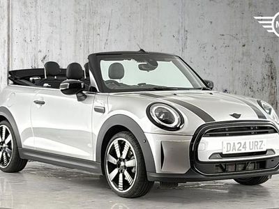 Usado Mini Cooper Exclusive 134 HP (98 kW) 2024 Prateado Citadino