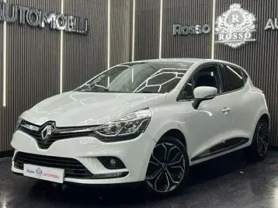 Used Renault Clio IV Iconic 2019 White Hatchback