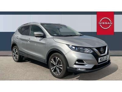 used Nissan Qashqai 1.3 DiG-T N-Connecta 5dr [Glass Roof Pack] Petrol Hatchback