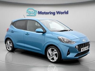 Used Hyundai i10 Premium 84 HP (61 kW) 2022 Turquoise Hatchback