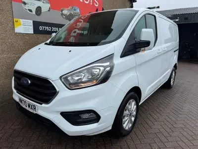 Used Ford Transit Custom Limited 130 HP (95 kW) 2020 White Van