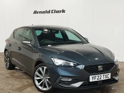 Usado Seat Leon FR Sport 130 CV (95 kW) 2022 Gris Utilitario