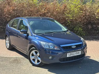 Używany Ford Focus Zetec 2010 Niebieski Hatchback