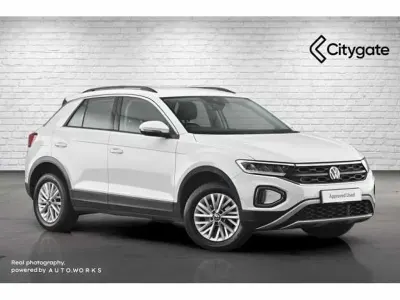 Usado VW T-Roc 150 HP (110 kW) 2023 SUV