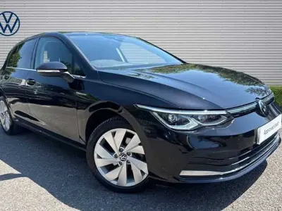 Used VW Golf VIII 130 HP (95 kW) 2023