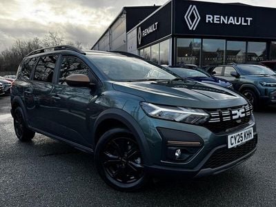 Used Dacia Jogger Extreme 140 HP (102 kW) 2025 Green MPV
