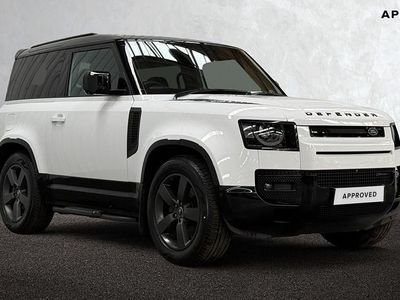 Used Land Rover Defender SE Dynamic 2023 White SUV