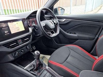 Used Skoda Kamiq Monte Carlo 108 HP (79 kW) 2022 White SUV