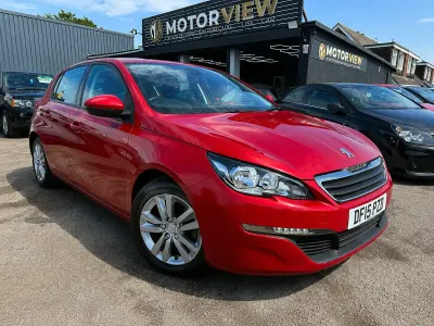 Used Peugeot 308 Active 2015 Red Hatchback