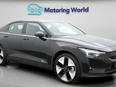Begagnad Polestar 2 Standard Range Single Motor 200 kW (272 HK) 2023 Svart Halvkombi