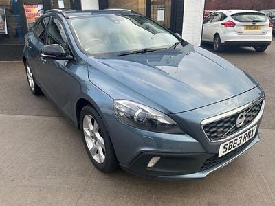 Used Volvo V40 CC 115 HP (84 kW) 2013 Estate