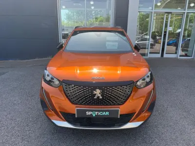Used Peugeot 2008 Allure+ 100 HP (73 kW) 2023 Orange SUV