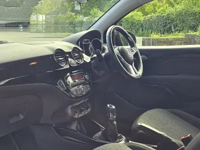 Używany Vauxhall Adam Jam 2015 Czerwony Hatchback