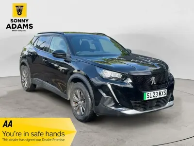 Usado Peugeot 2008 Active+ 100 kW (136 HP) 2023 Preto SUV