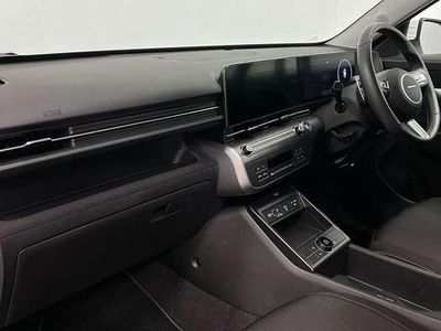 Used Hyundai Kona Advanced 137 HP (100 kW) 2025 White SUV