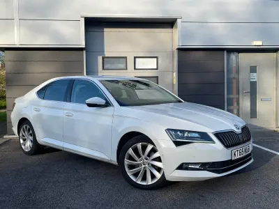 Used Skoda Superb SE L Executive 150 HP (110 kW) 2016 White Hatchback