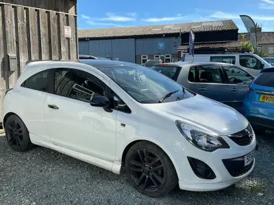 Used Vauxhall Corsa Edition 86 HP (63 kW) 2014 Hatchback