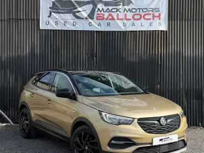 Used Vauxhall Grandland X Elite 130 HP (95 kW) 2018 Gold SUV