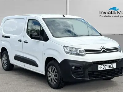 Used Citroën Berlingo 100 HP (73 kW) 2022 White MPV