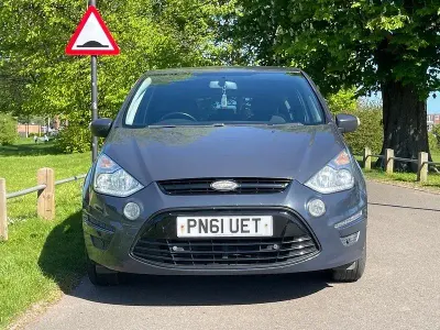 Używany Ford S-MAX Zetec 2011 Szary Minivan