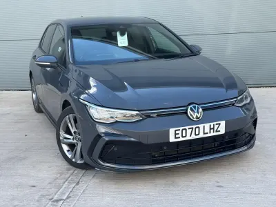 Begagnad VW Golf VII R-line 150 HK (110 kW) 2020 Grå Halvkombi