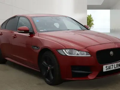 Used Jaguar XF R-Sport 240 HP (176 kW) 2017 Red Sedan