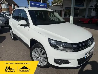 Używany VW Tiguan Edition 150 KM (110 kW) 2015 Biały SUV