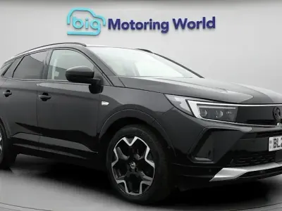 Used Vauxhall Grandland X Ultimate 131 HP (96 kW) 2023 Black SUV