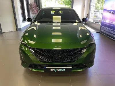 Used Peugeot 308 GT 129 HP (94 kW) 2023 Green Hatchback