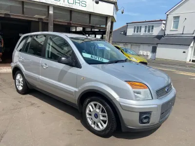 Used Ford Fusion Zetec 101 HP (74 kW) 2008 Silver Hatchback
