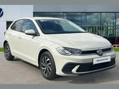 Used VW Polo Life 95 HP (69 kW) 2023 Ascot grey Hatchback