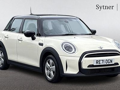 Used Mini Cooper Classic 134 HP (98 kW) 2021 White Hatchback