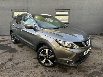 Grey Used 2017 Nissan Qashqai N-Vision SUV | £11,749 (Fair price)