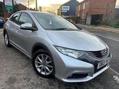 Silver Used 2014 Honda Civic EX Hatchback | £9,990 (Fair price)