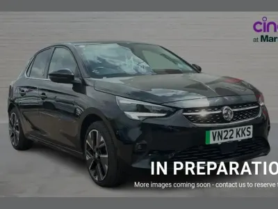 Used Vauxhall Corsa-e Elite 100 kW (136 HP) 2022 Diamond black met. Hatchback