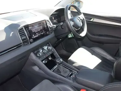 Used Skoda Karoq SE L 150 HP (110 kW) 2023 Phoenix orange metallic SUV