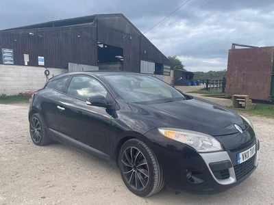 Used Renault Mégane III Dynamique 110 HP (80 kW) 2011 Coupe