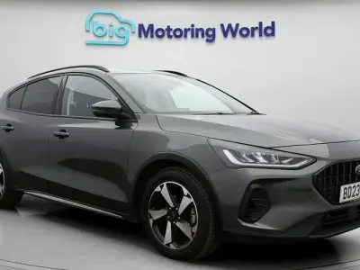 Used Ford Focus Active 125 HP (91 kW) 2023 Grey Hatchback